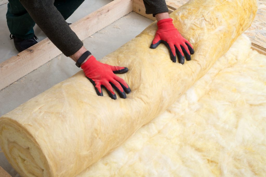 rolling up insulation